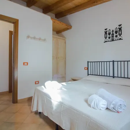 빌라 Guesthost - Lovely With Sea View Terrace