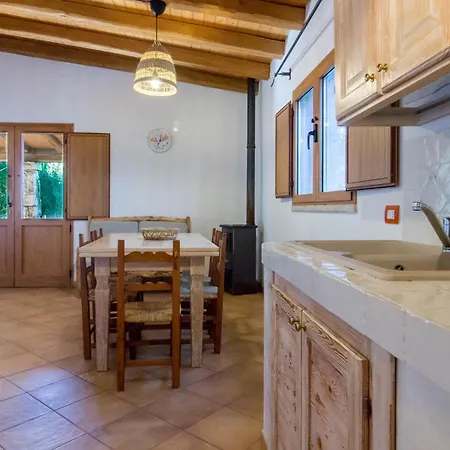 Guesthost - Lovely With Sea View Terrace Cala Bitta