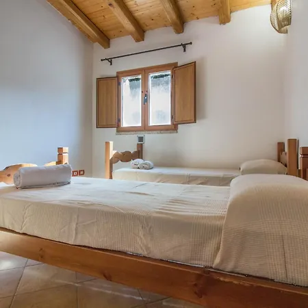 Guesthost - Lovely With Sea View Terrace * Cala Bitta